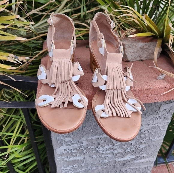 Bernardo tassel block heel‎ sandals - Picture 11 of 12